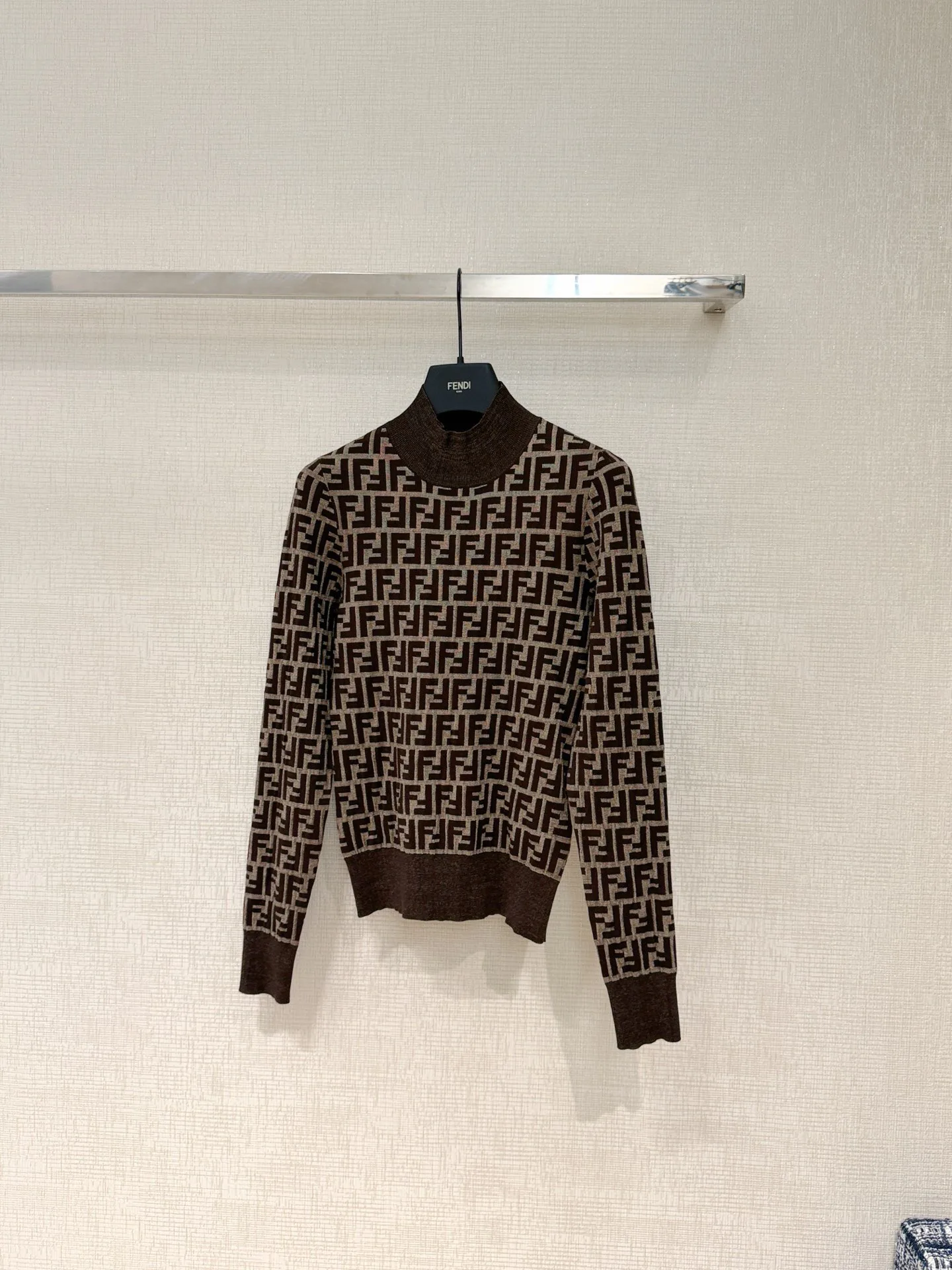 Джемперы И Свитеры Женские Fendi 13350325