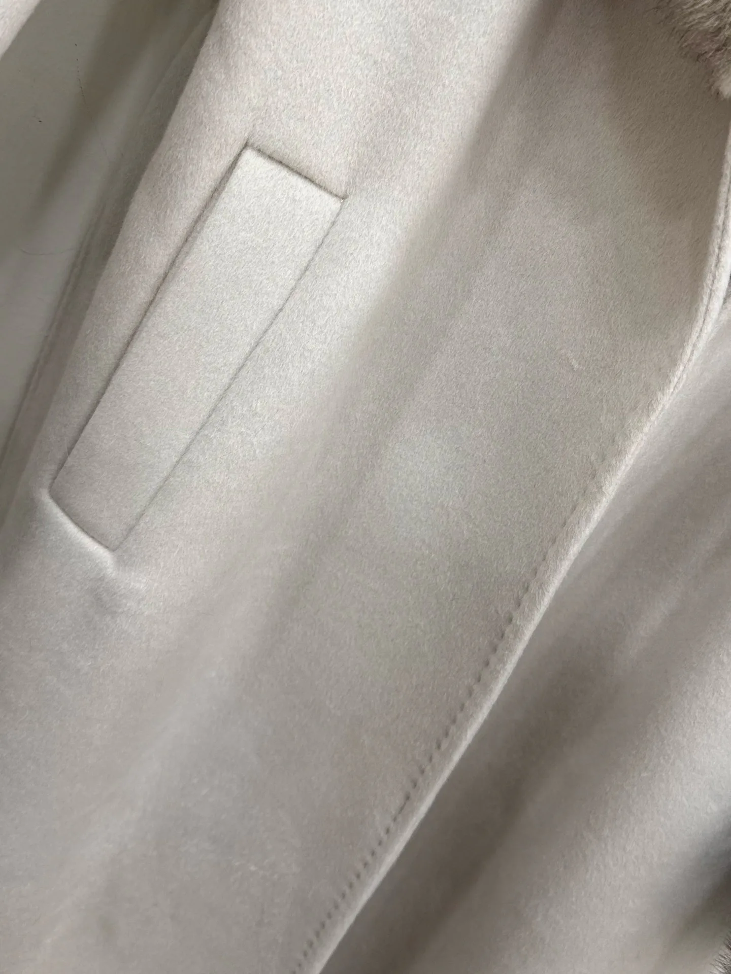 Пальто Женские Loro Piana 18770235