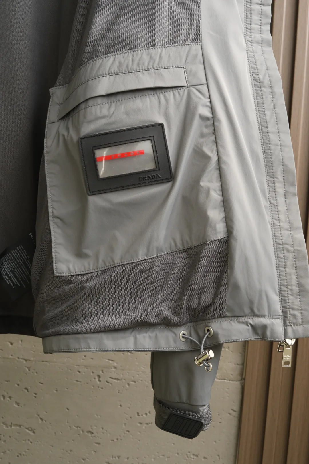 Куртки И Пуховики Мужские Prada 10629541