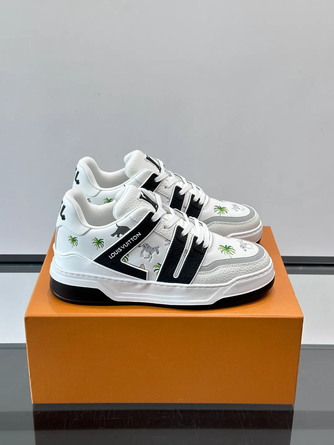 Кроссовки Мужские Louis Vuitton 13553751