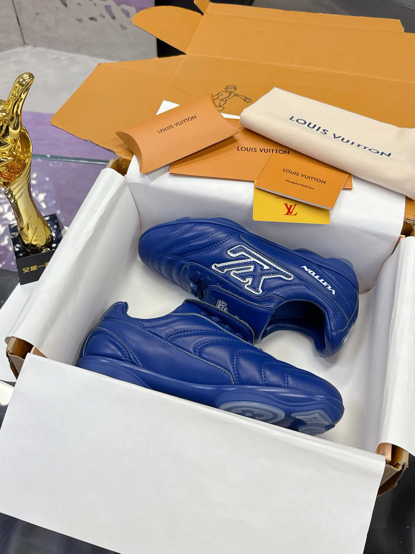 Кроссовки Женские Louis Vuitton 155179