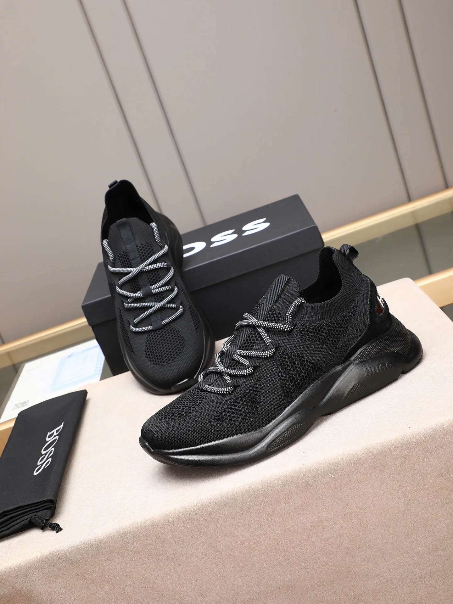 Кроссовки Мужские Hugo Boss 494038