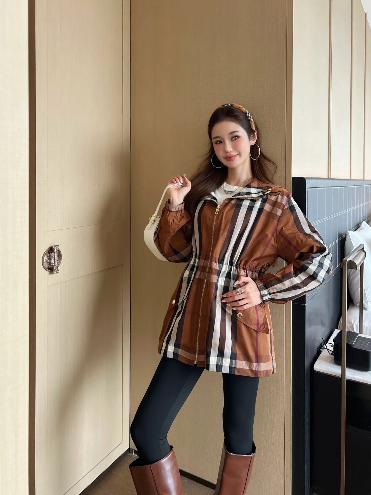 Куртки И Пуховики Женские Burberry 1049377