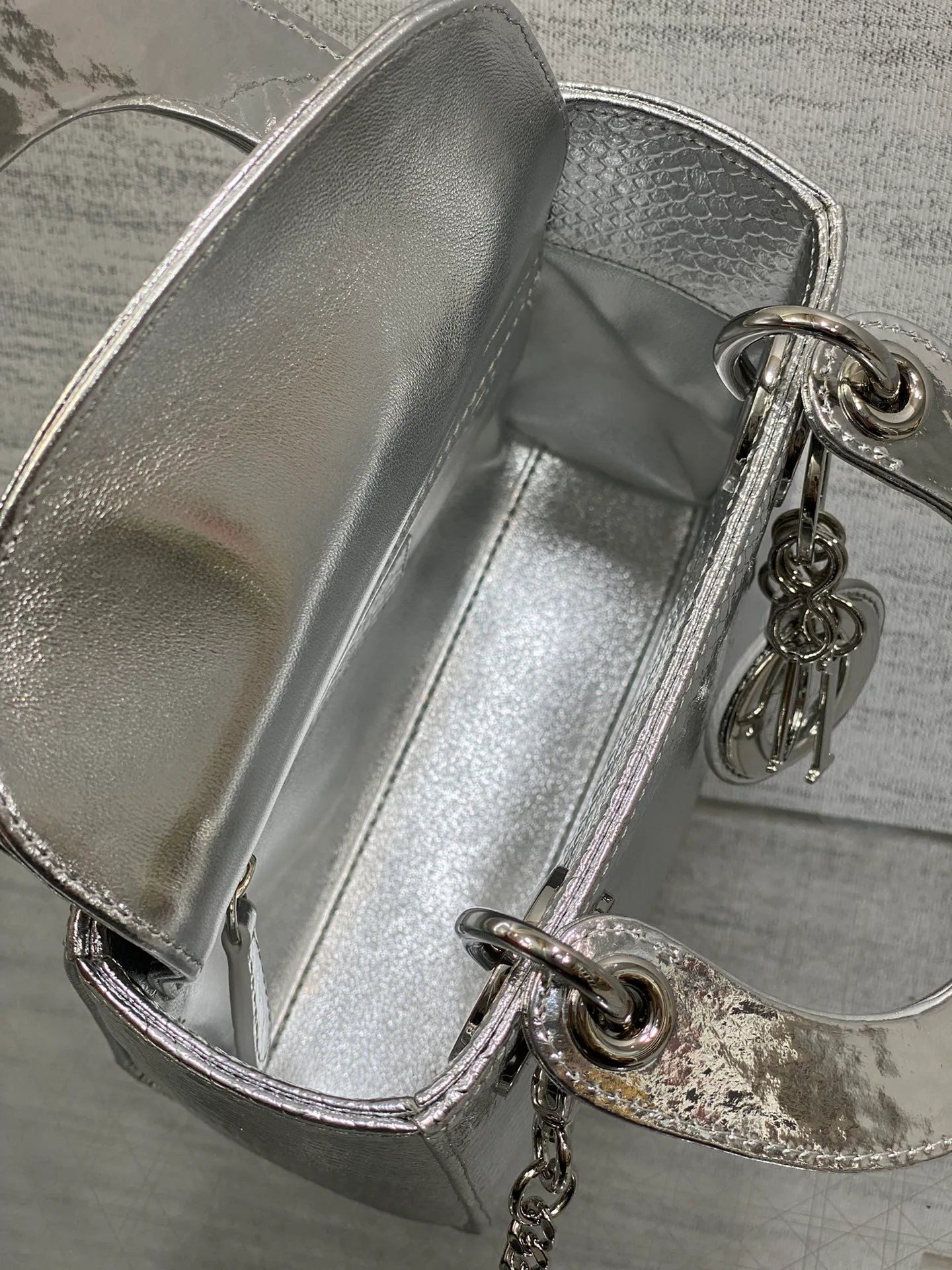 Классические Сумки Женские Christian Dior 12817890