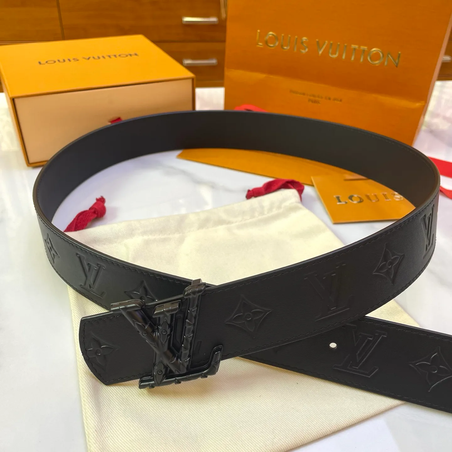 Ремни Louis Vuitton 11406612