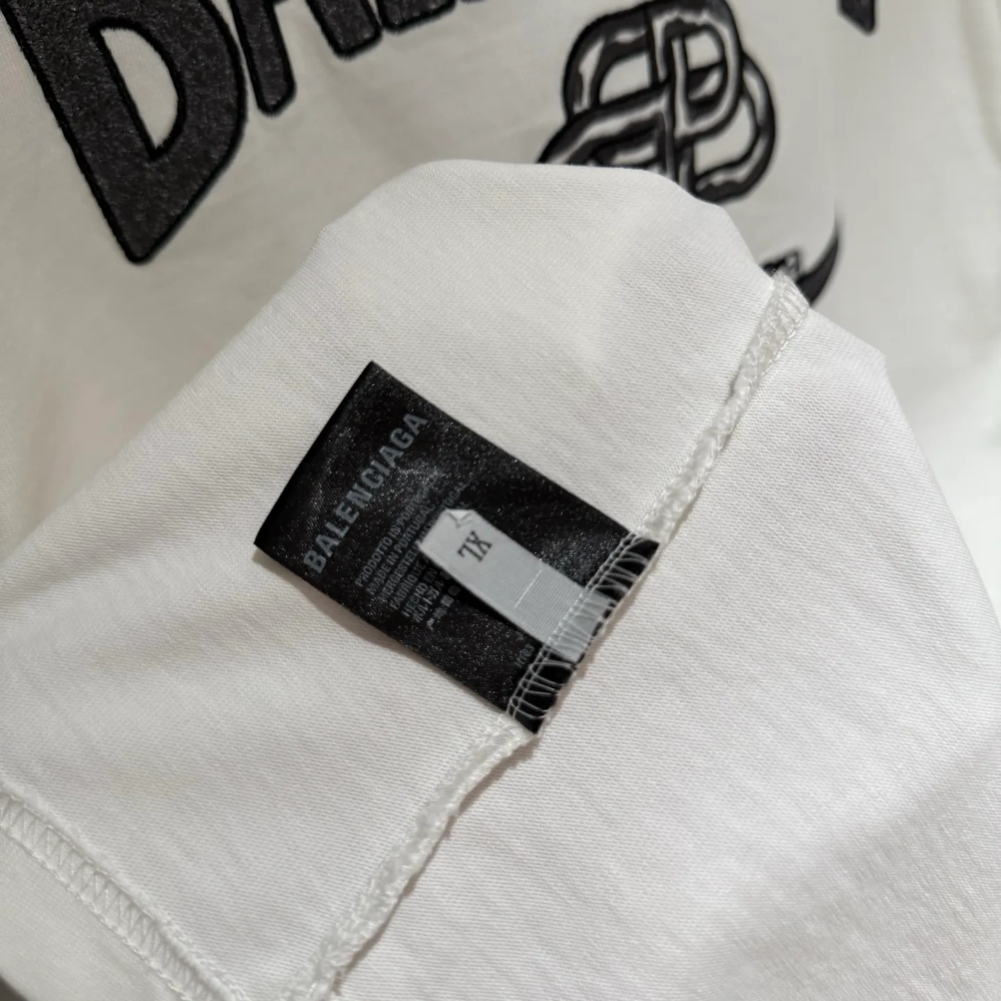 Футболки Женские Balenciaga 932035