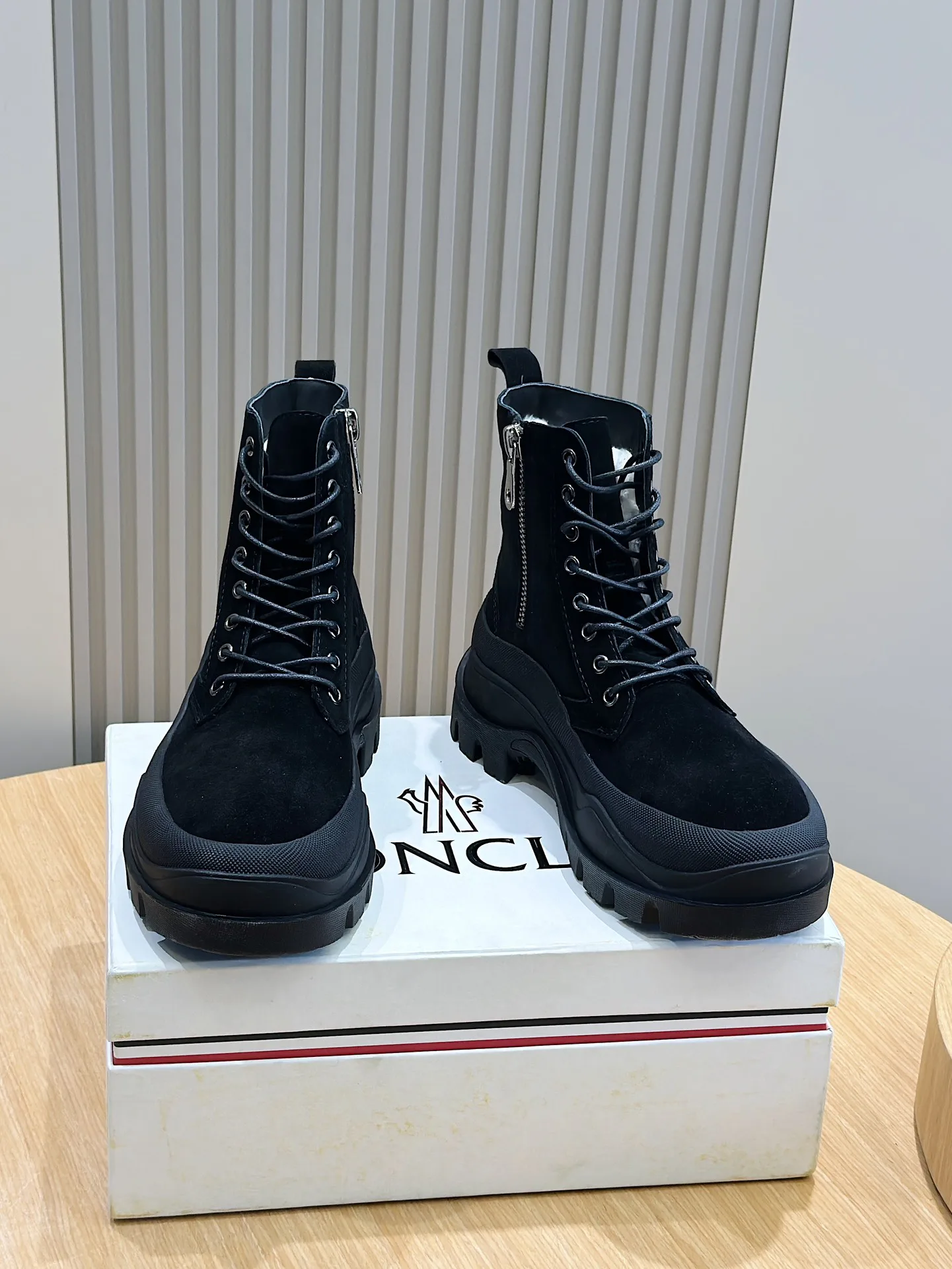 Ботинки Мужские Moncler 18880204