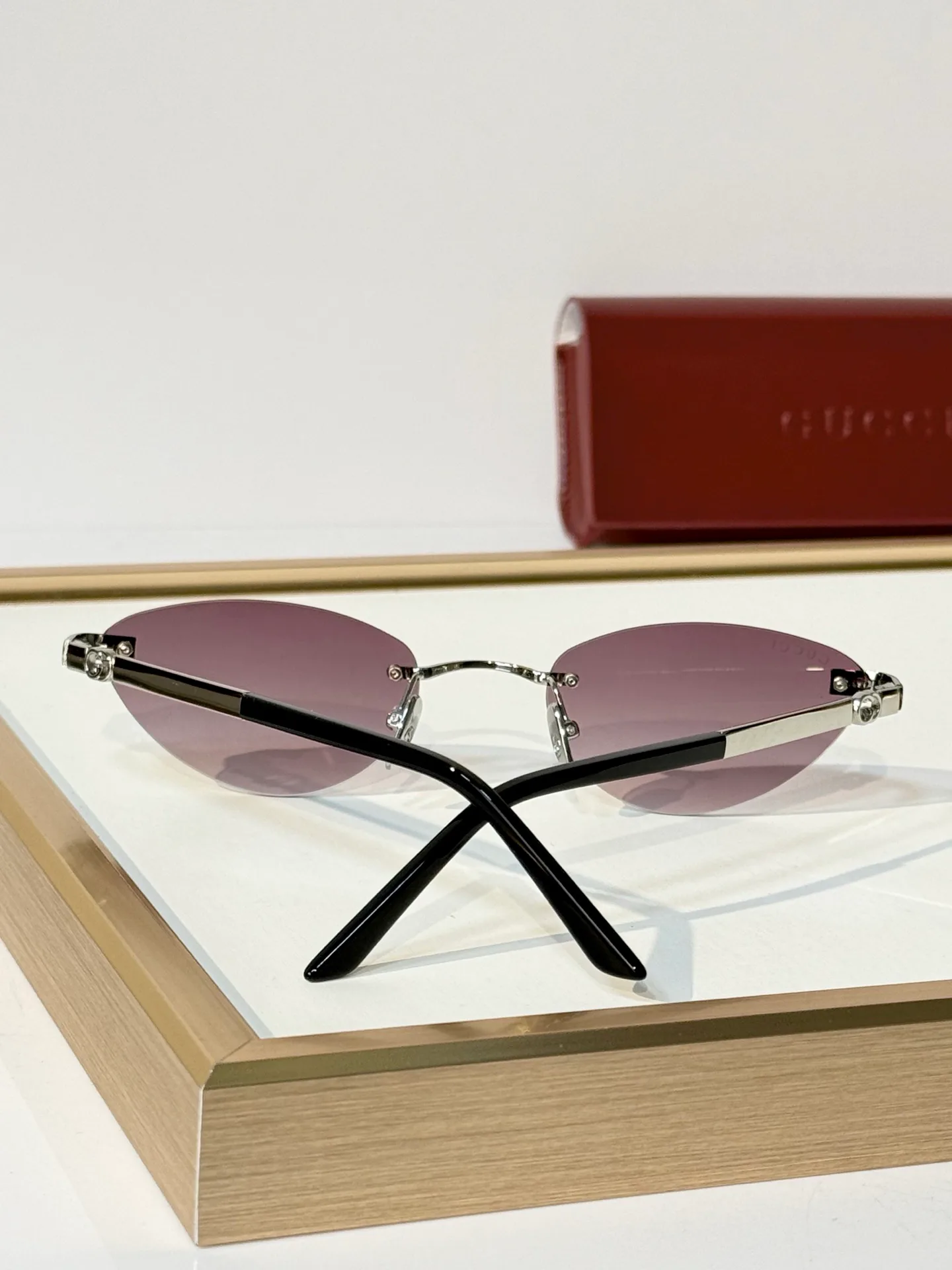 Очки Gucci 18117701