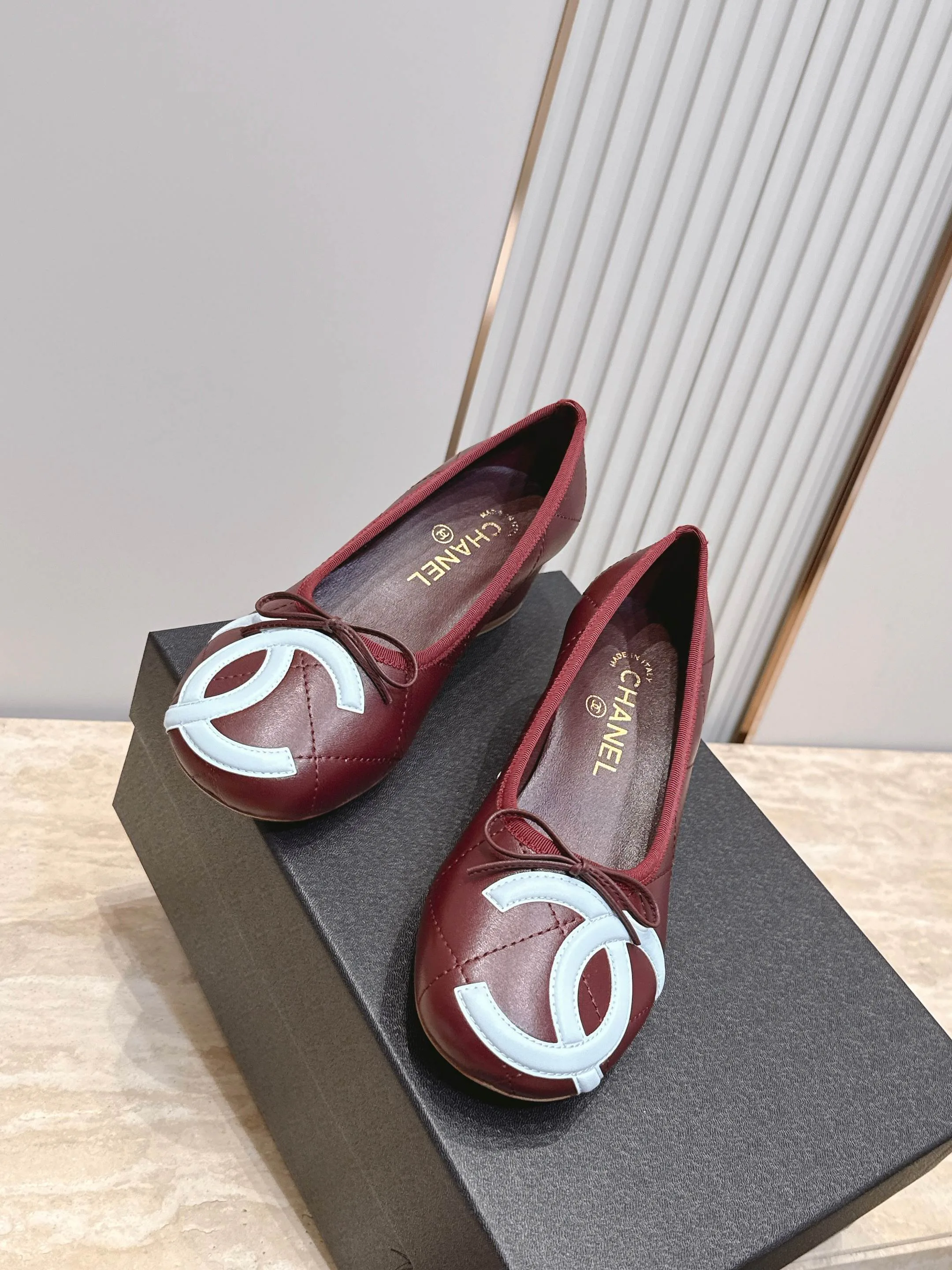 Туфли Женские Chanel 18025873
