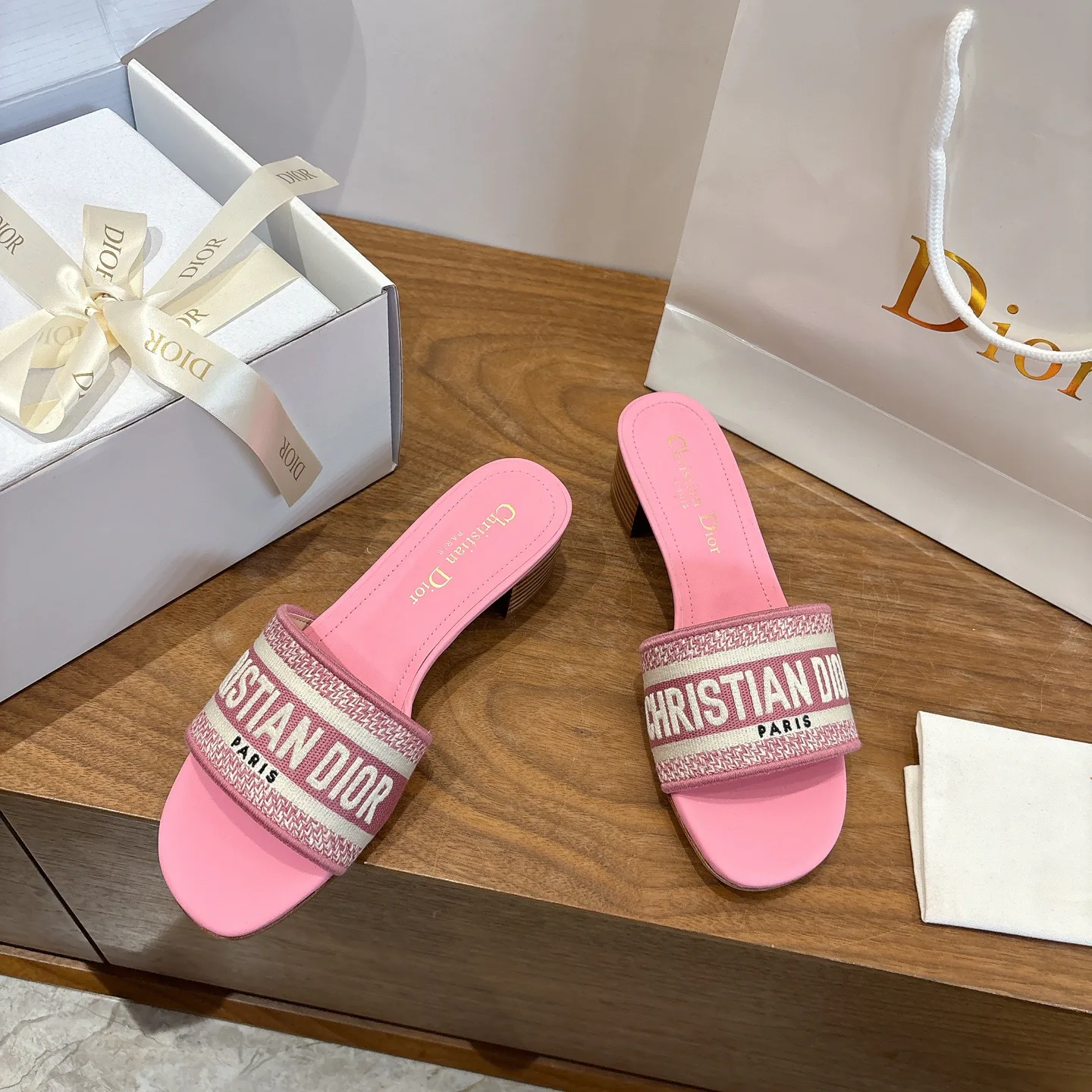 Босоножки Женские Christian Dior 1137295