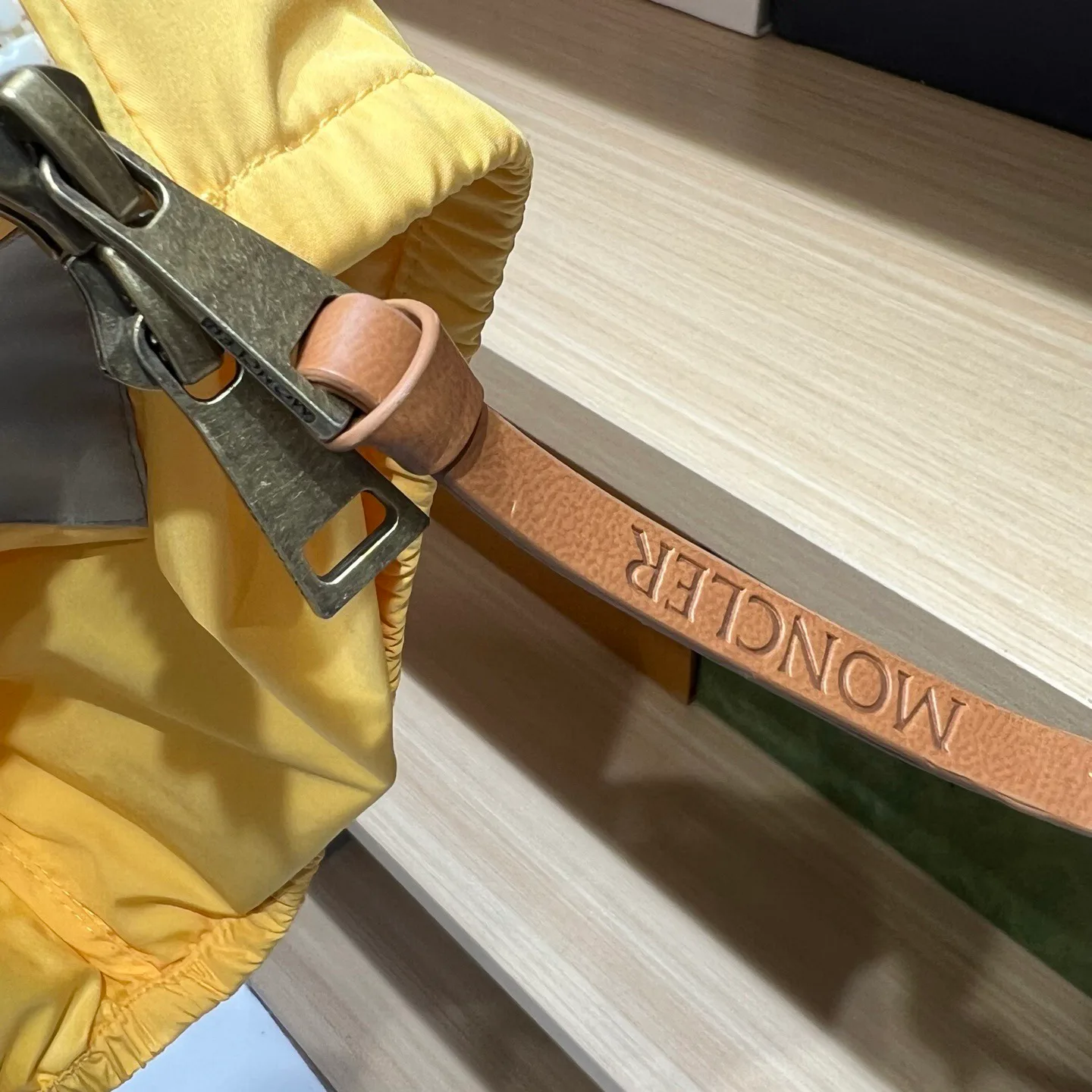 Куртки И Пуховики Женские Moncler 12687065