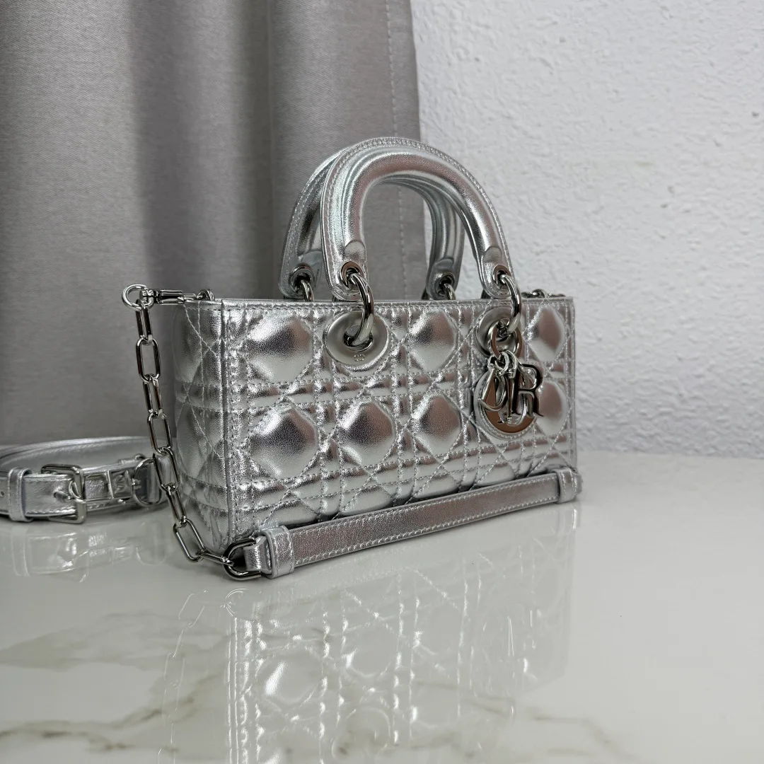 Классические Сумки Женские Christian Dior 18116446