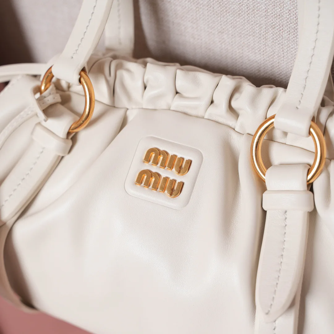 Классические Сумки Женские Miu Miu 11402782