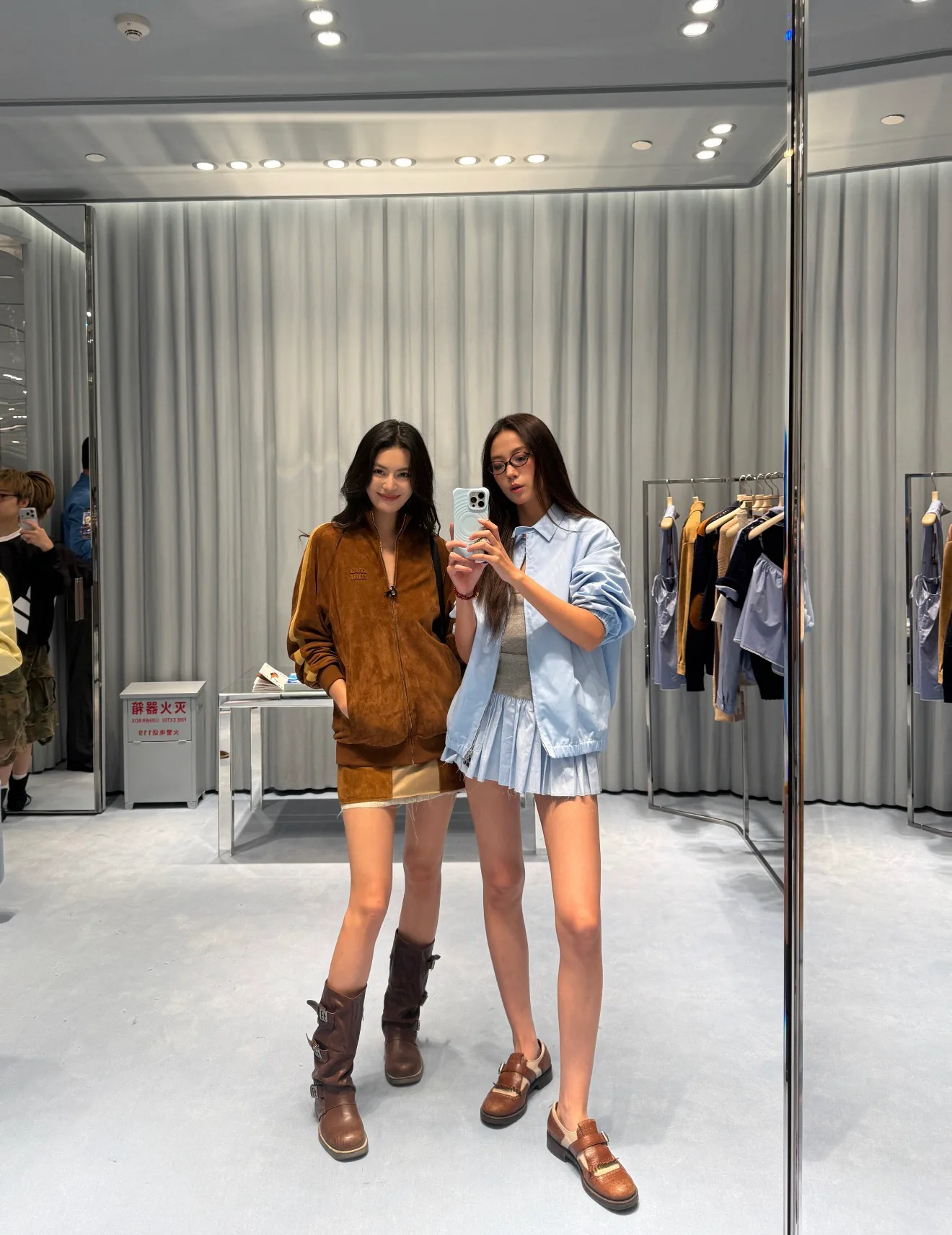 Куртки И Пуховики Женские Miu Miu 19221165