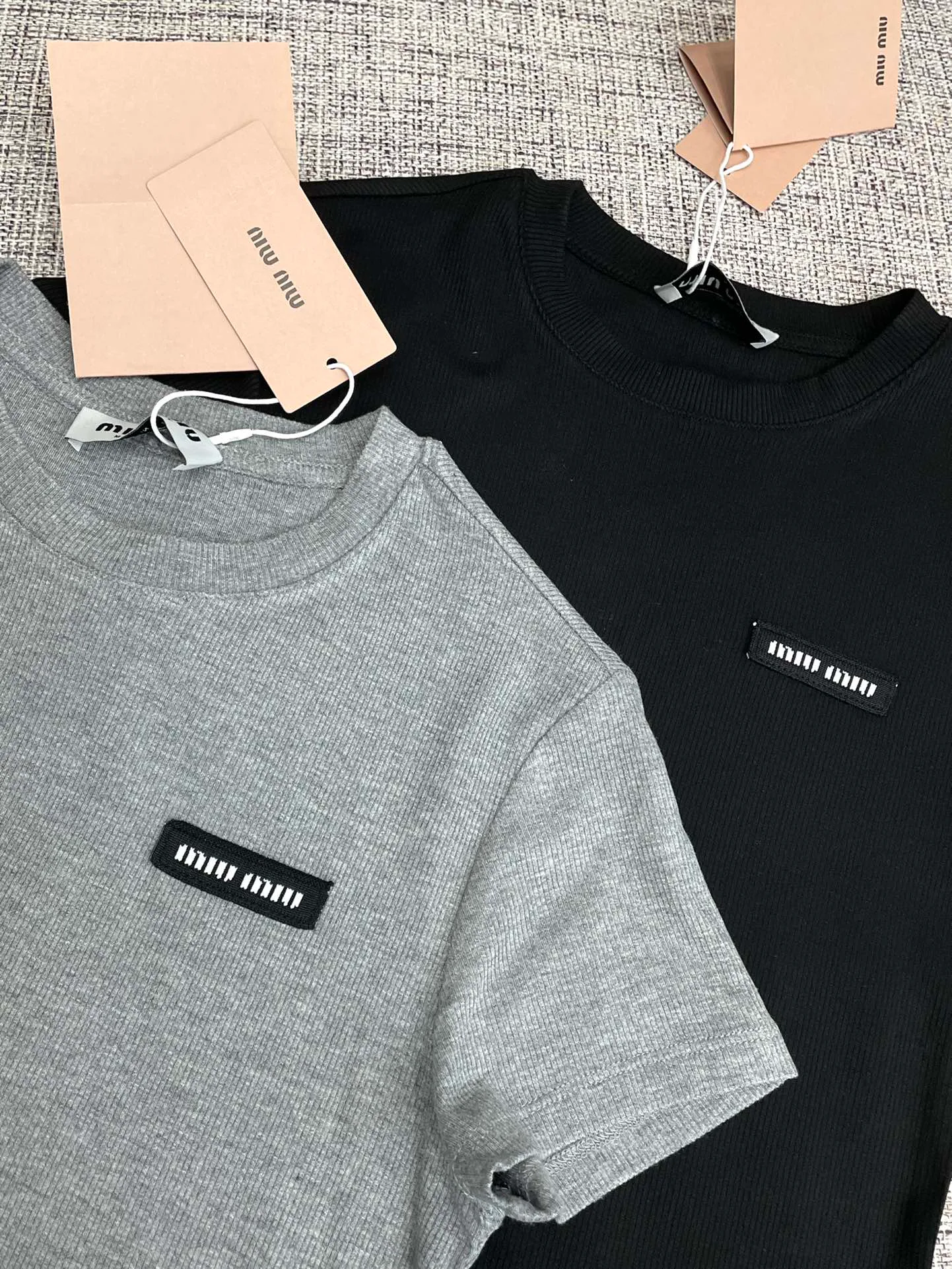 Футболки Женские Miu Miu 2888