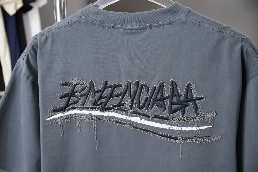 Футболки Женские Balenciaga 10937944