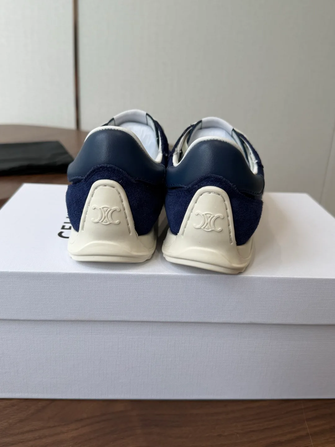Кроссовки Женские Celine 18146704