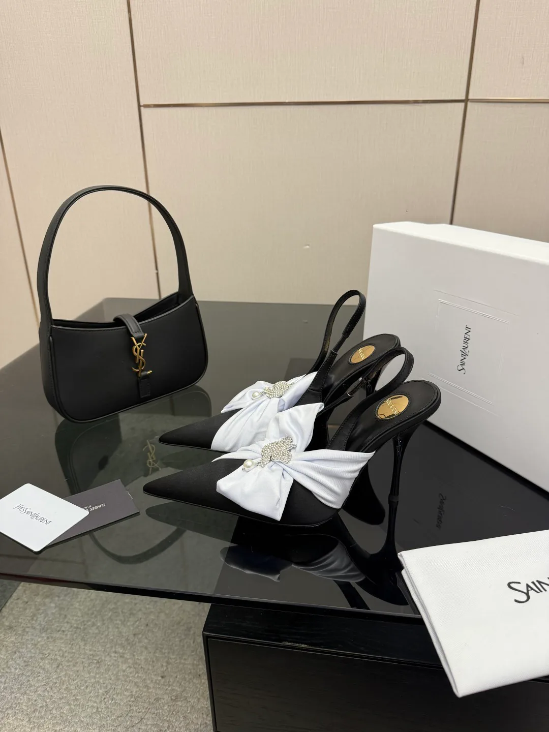 Туфли Женские Saint Laurent 2597136