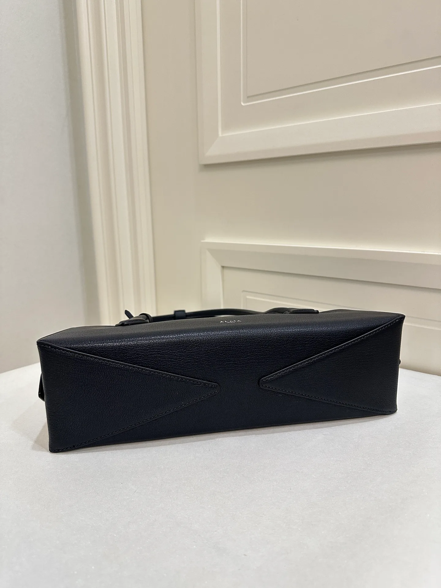 Классические Сумки Женские Alaia 9166534