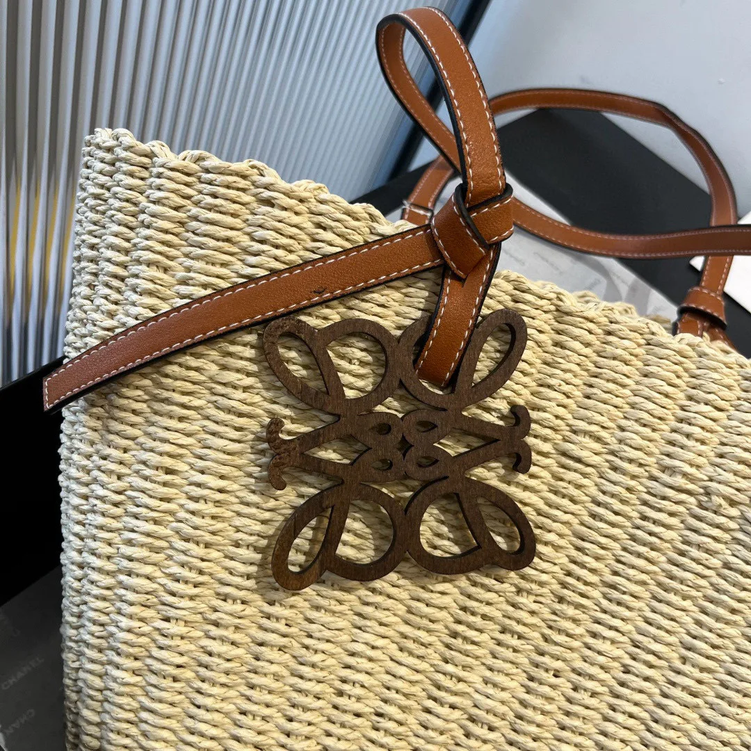Классические Сумки Женские Loewe 11633340