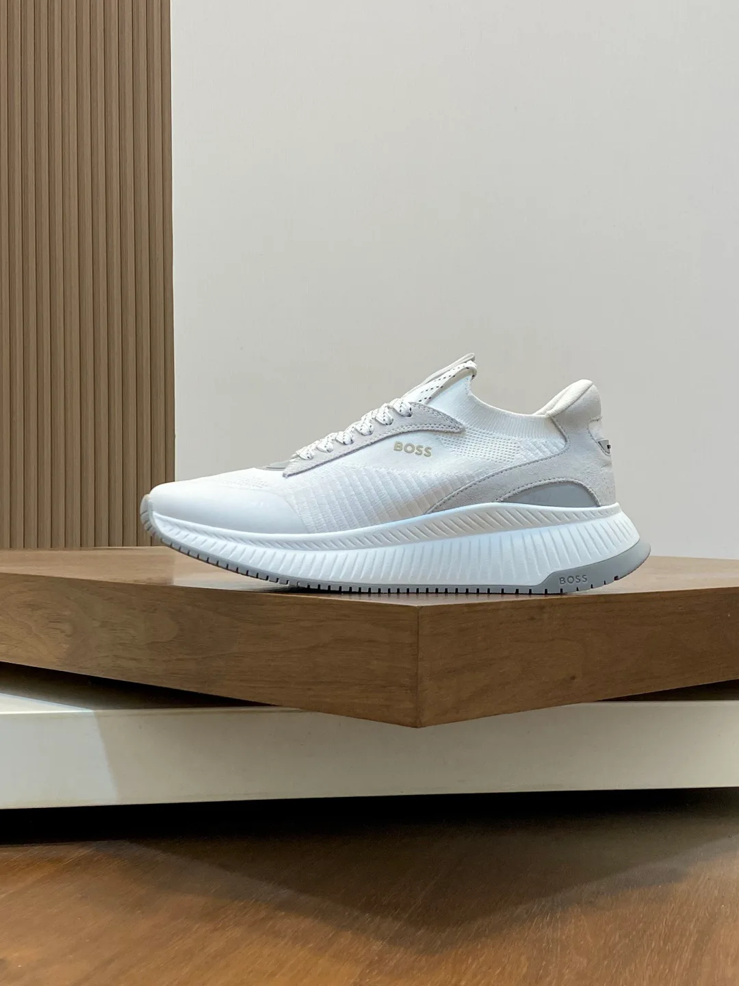 Кроссовки Мужские Hugo Boss 2030101