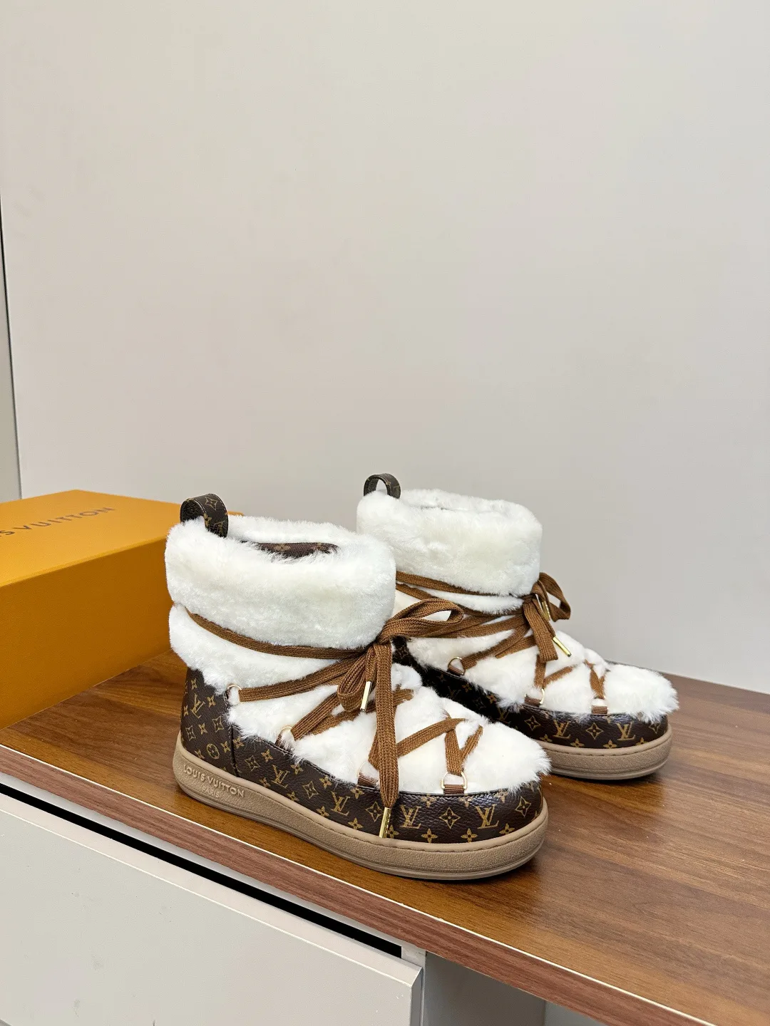 Угги Женские Louis Vuitton 582491