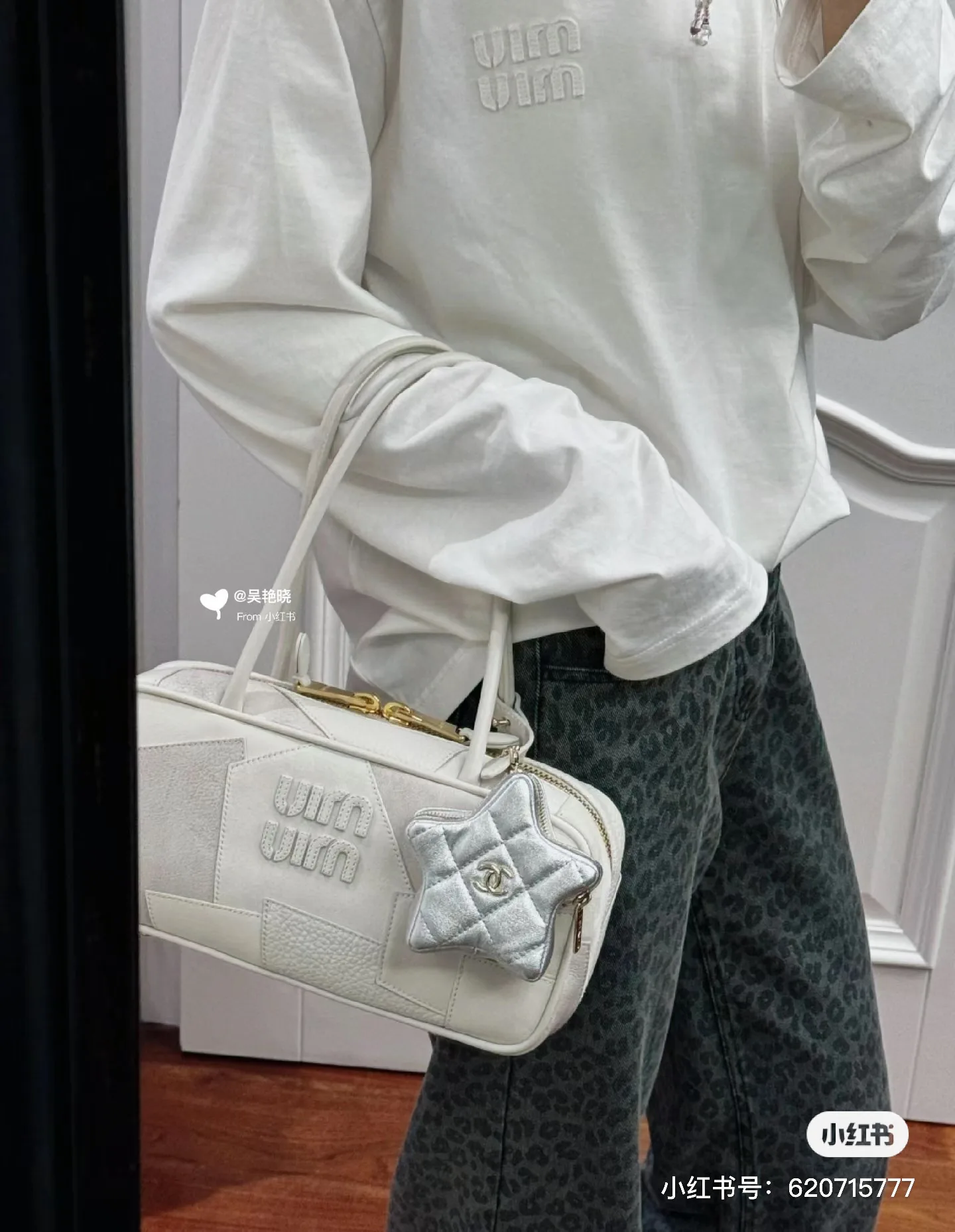 Клатчи Женские Miu Miu 155655