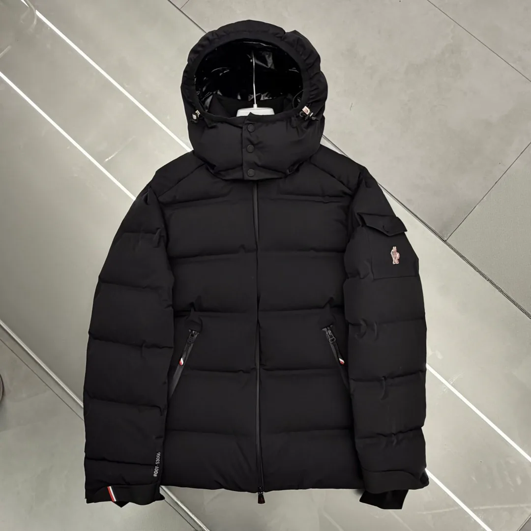 Куртки И Пуховики Женские Moncler 17418464