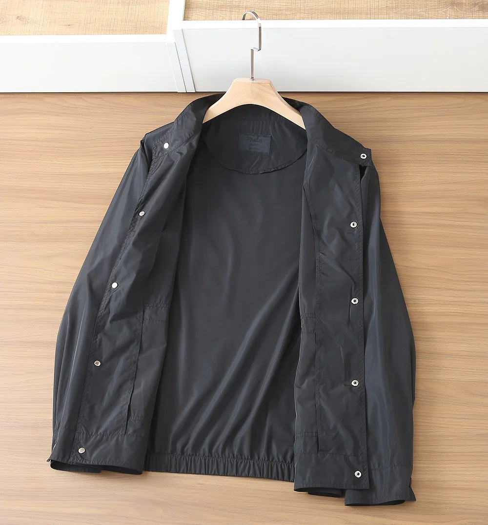 Куртки И Пуховики Мужские Prada 11010988