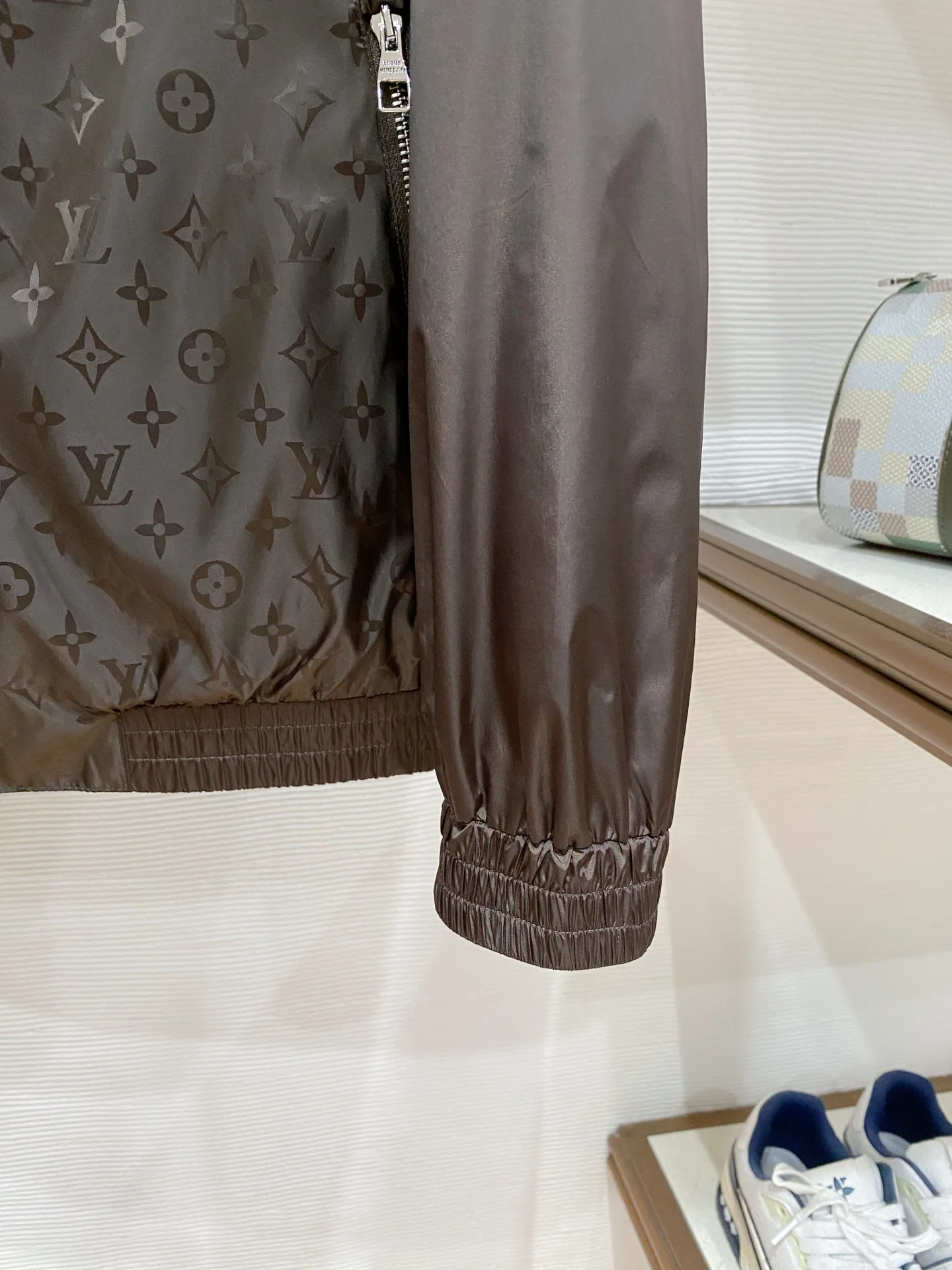Куртки И Пуховики Мужские Louis Vuitton 12713485