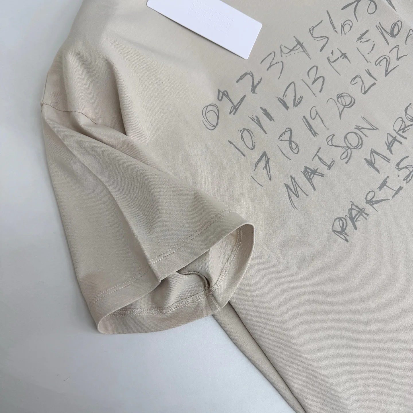 Футболки Женские Maison Margiela 11682526
