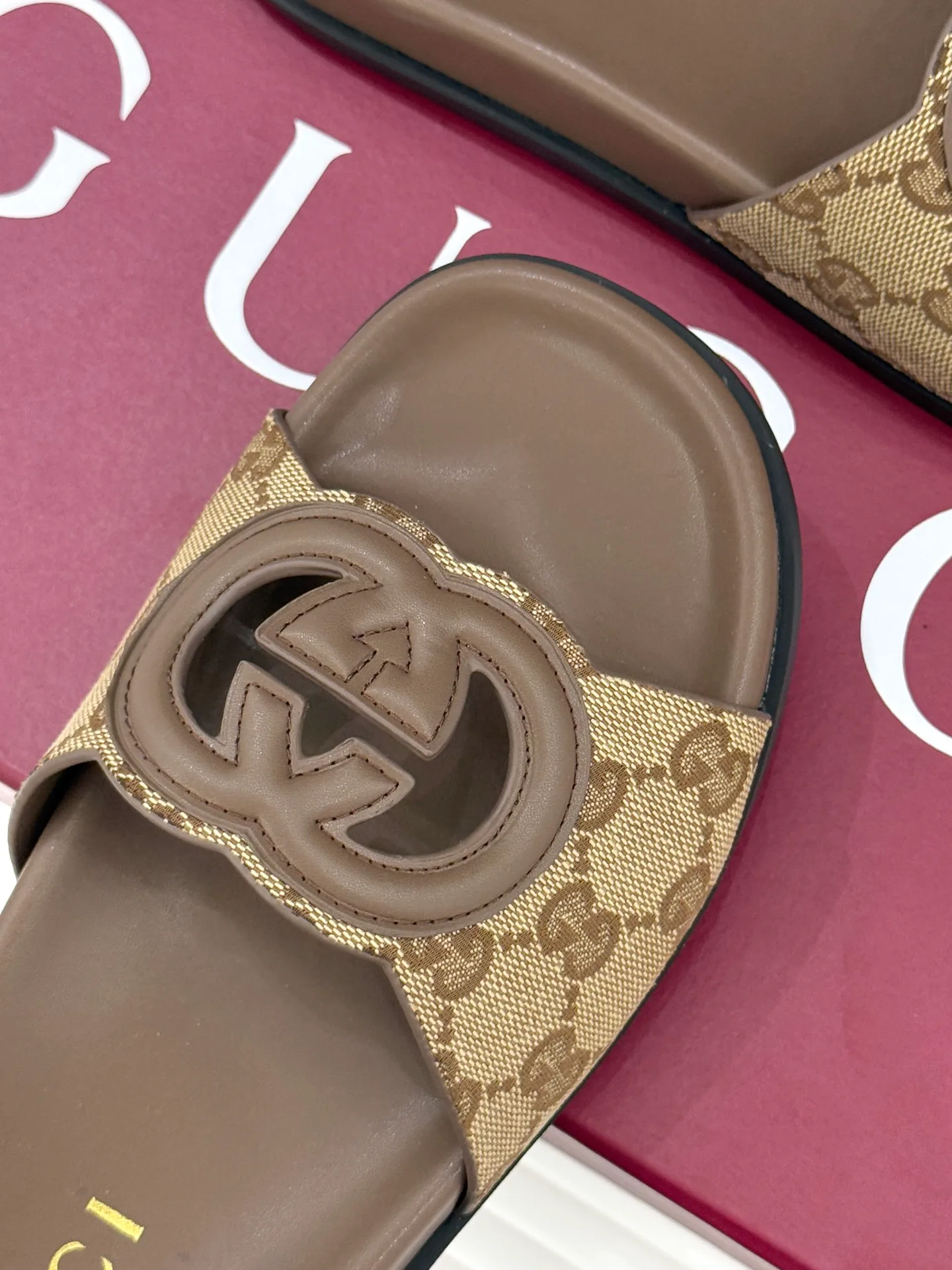 Шлепанцы Женские Gucci 4761373