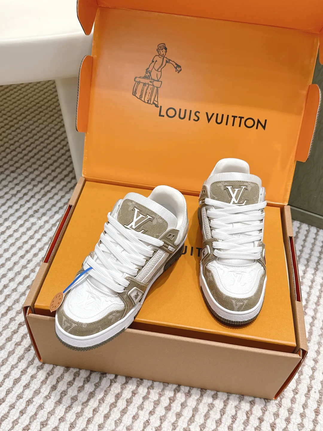 Кроссовки Женские Louis Vuitton 200711