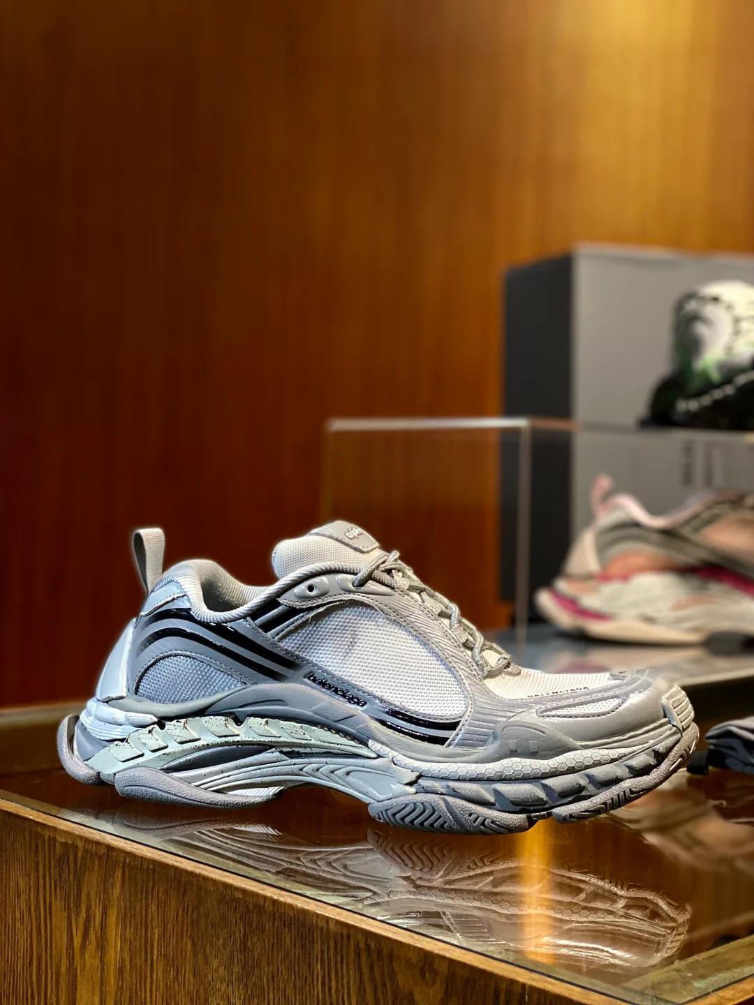 Кроссовки Женские Balenciaga 16935005
