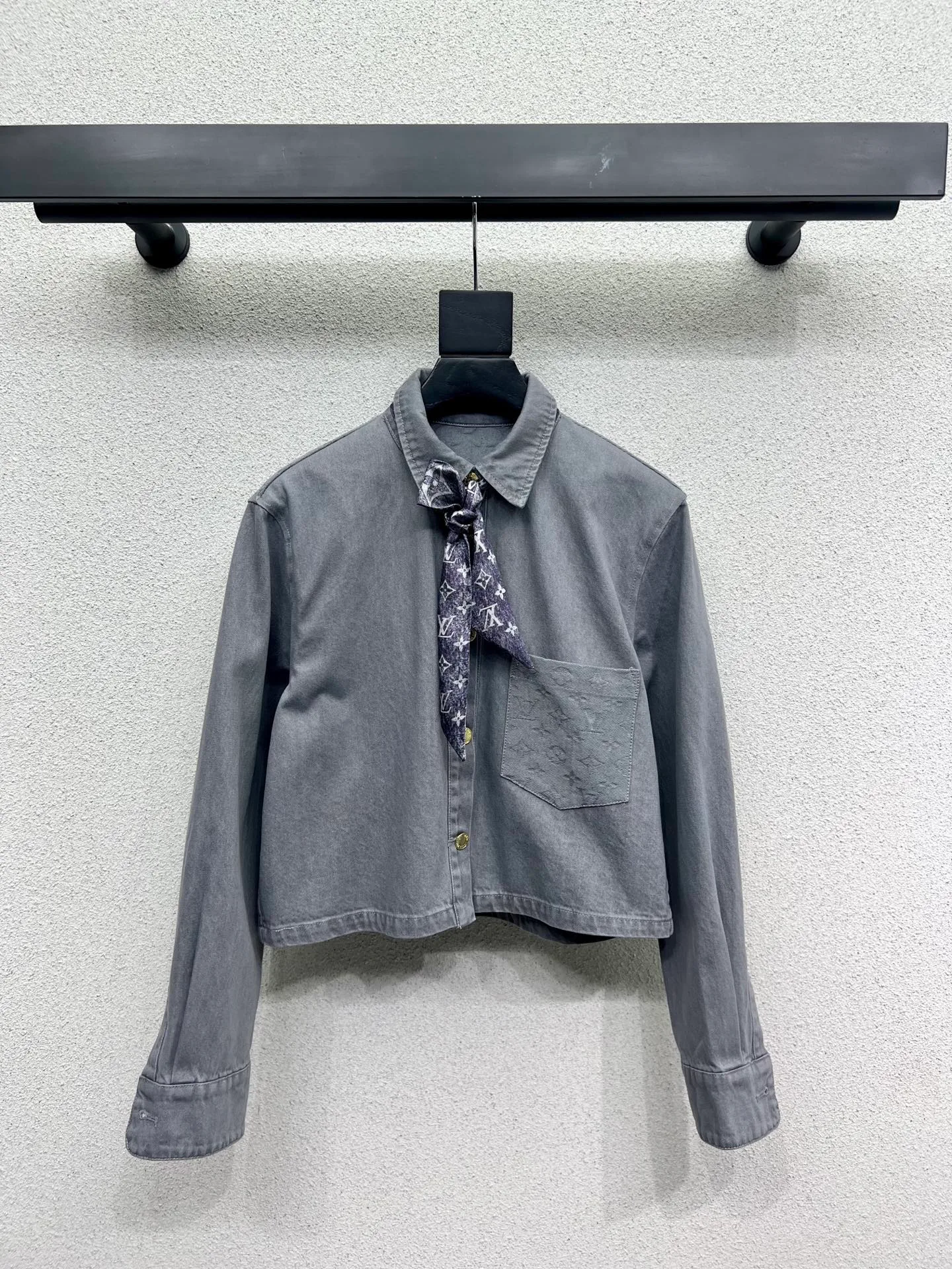 Куртки Женские Louis Vuitton Куртки Женские Louis Vuitton