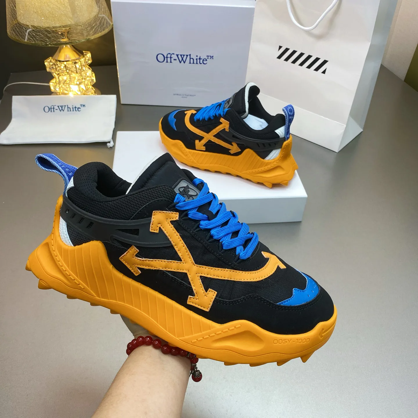 Кроссовки Женские Off-White 17530529
