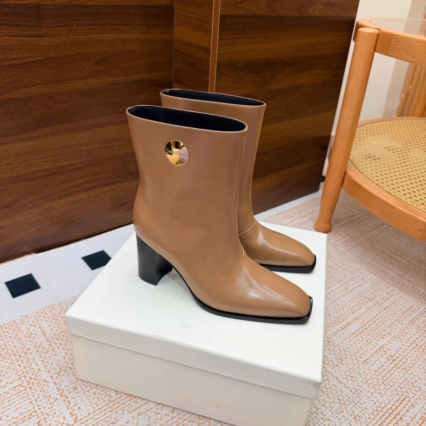 Ботильоны Женские Saint Laurent 18104625