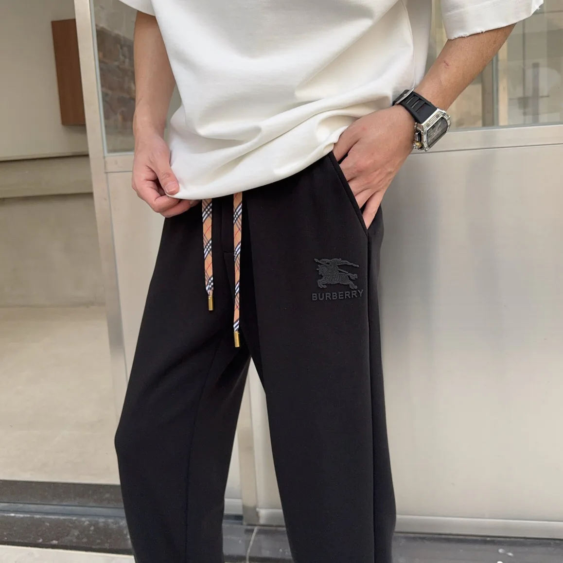 Брюки Мужские Burberry 11214442