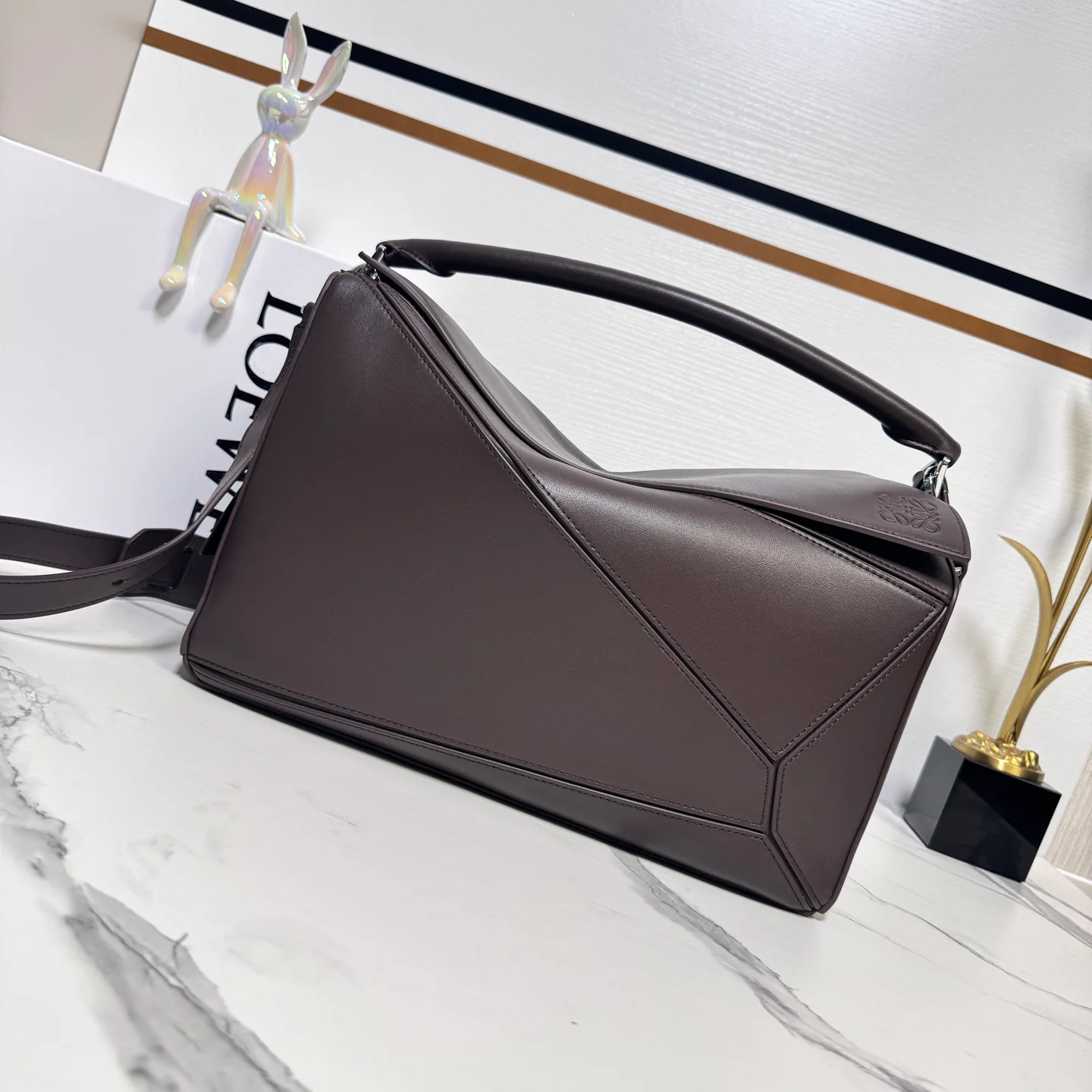 Классические Сумки Женские Loewe 18030351