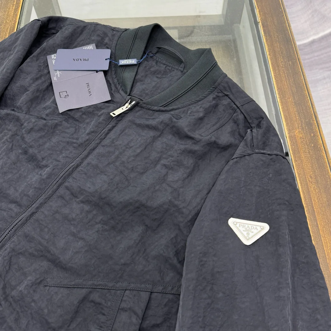 Куртки И Пуховики Мужские Prada 17550790