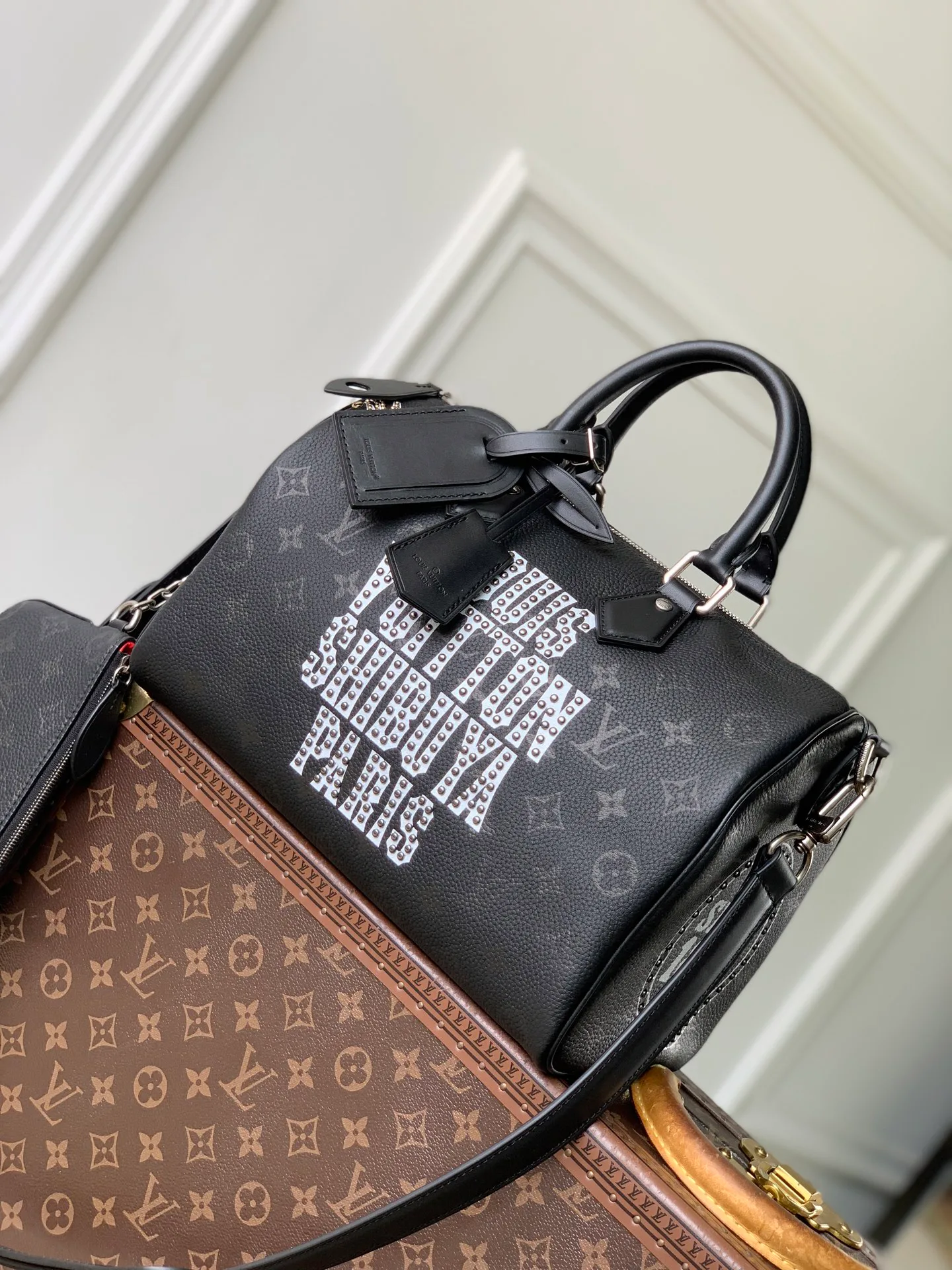 Классические Сумки Женские Louis Vuitton 18147544