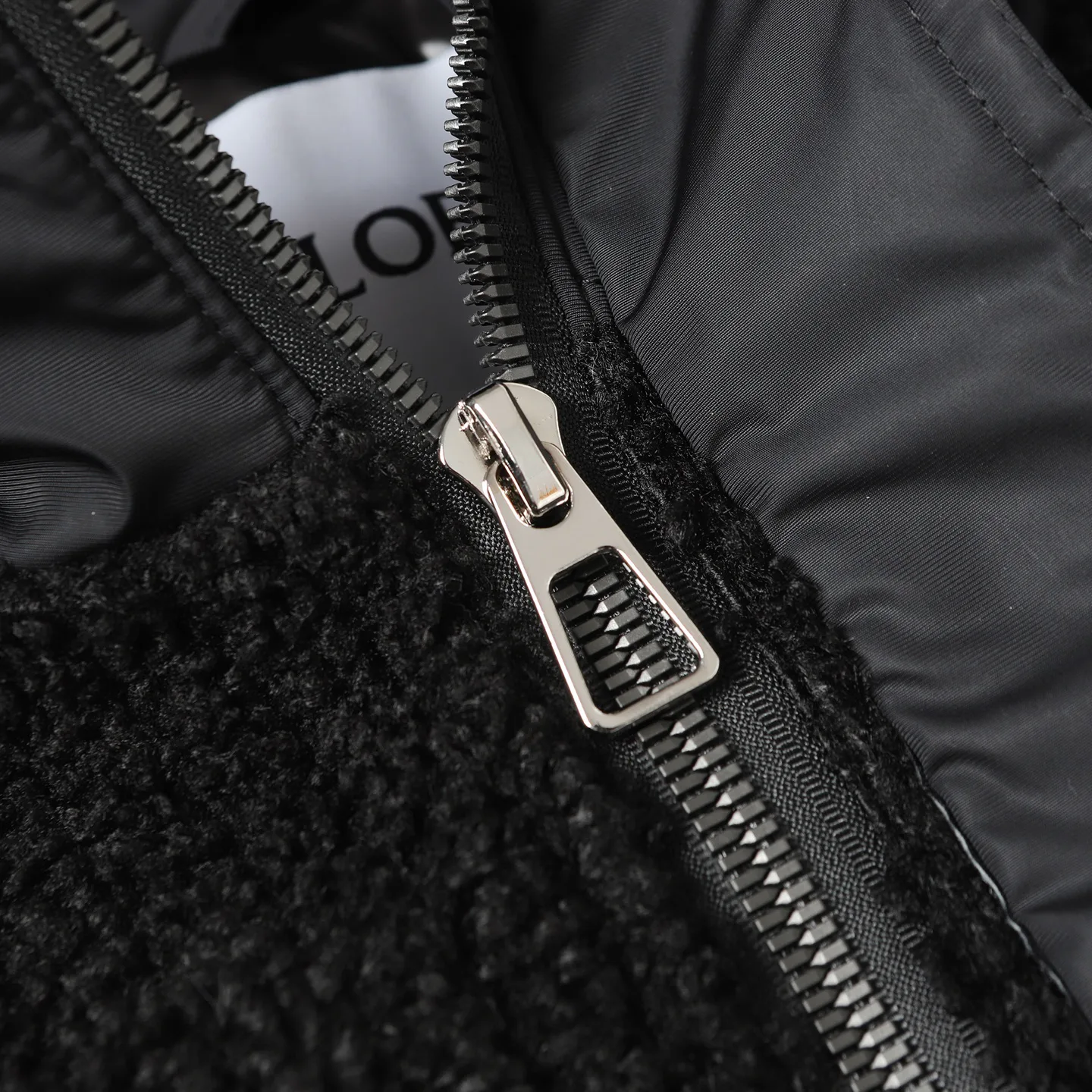 Кожаные Куртки И Дублёнки Мужские Loewe 492451