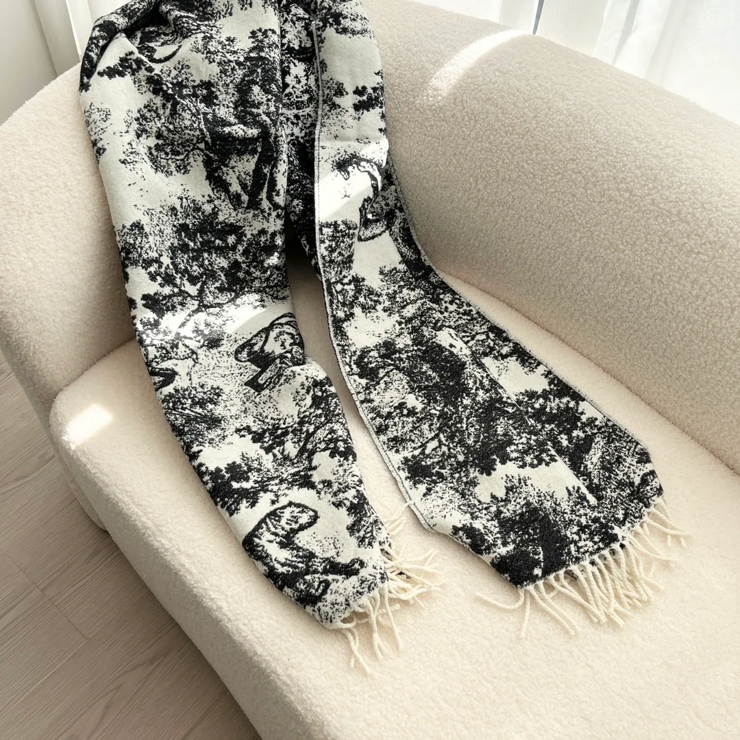 Шарфы Christian Dior 2225