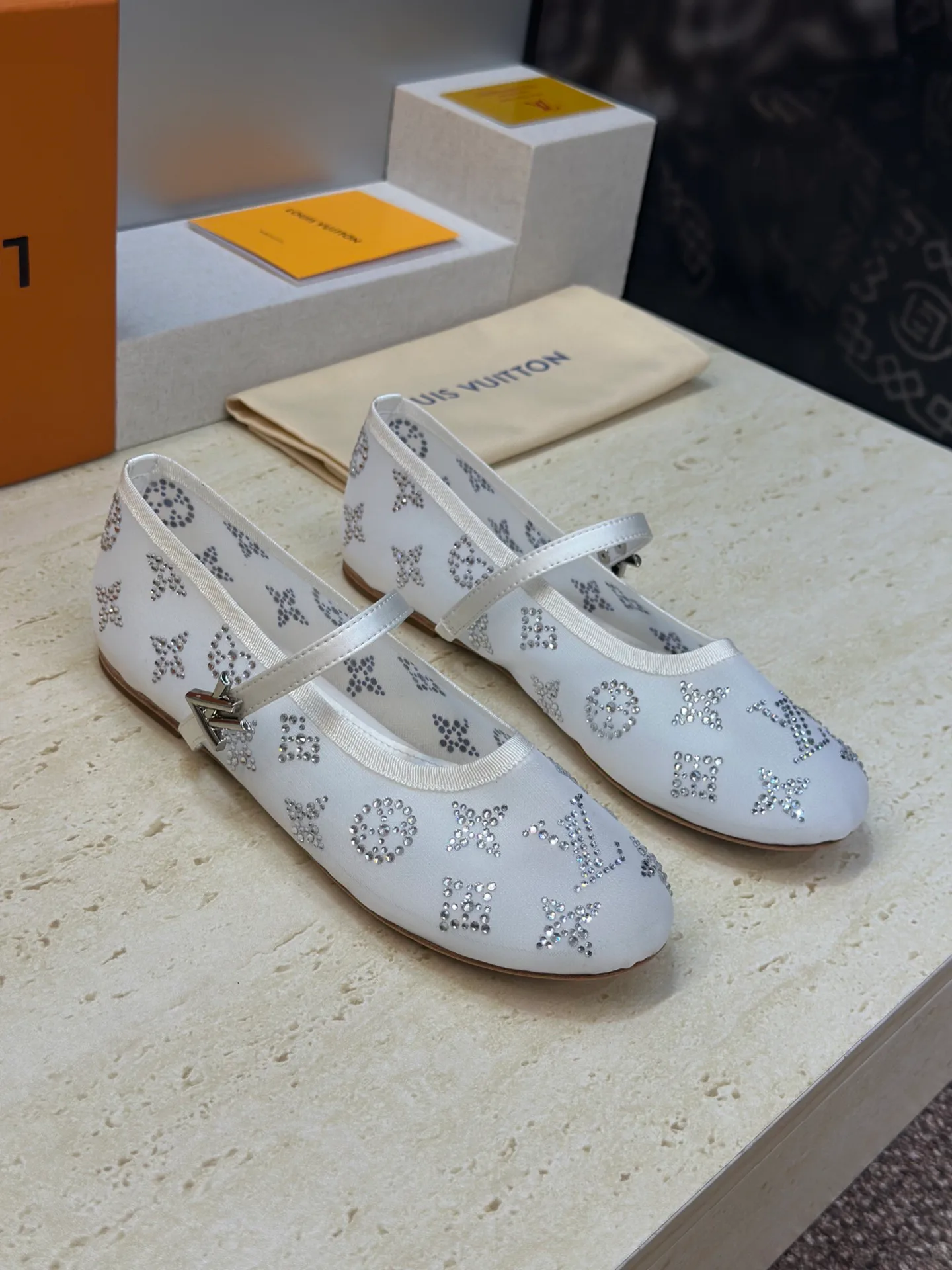 Балетки Женские Louis Vuitton 13346490