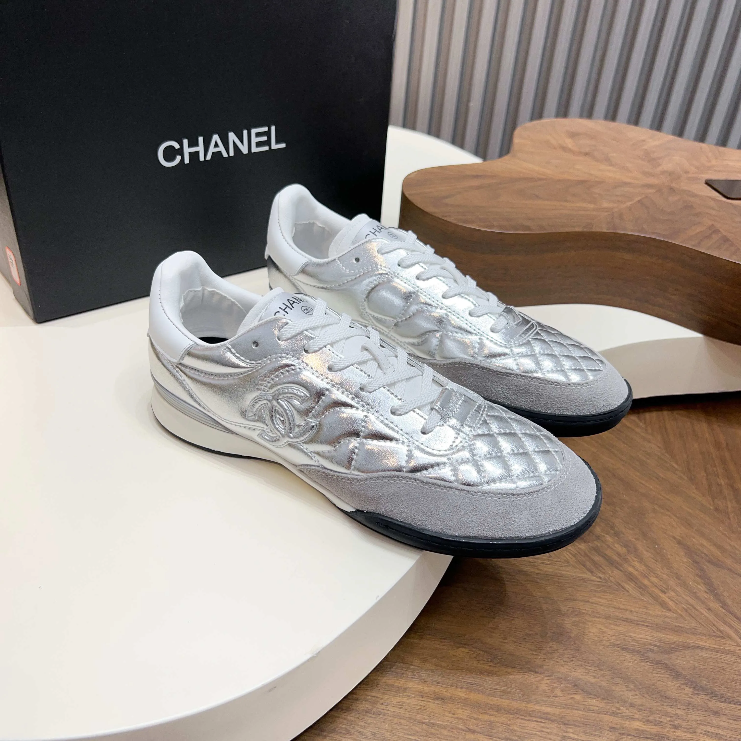 Кроссовки Женские Chanel 17918721