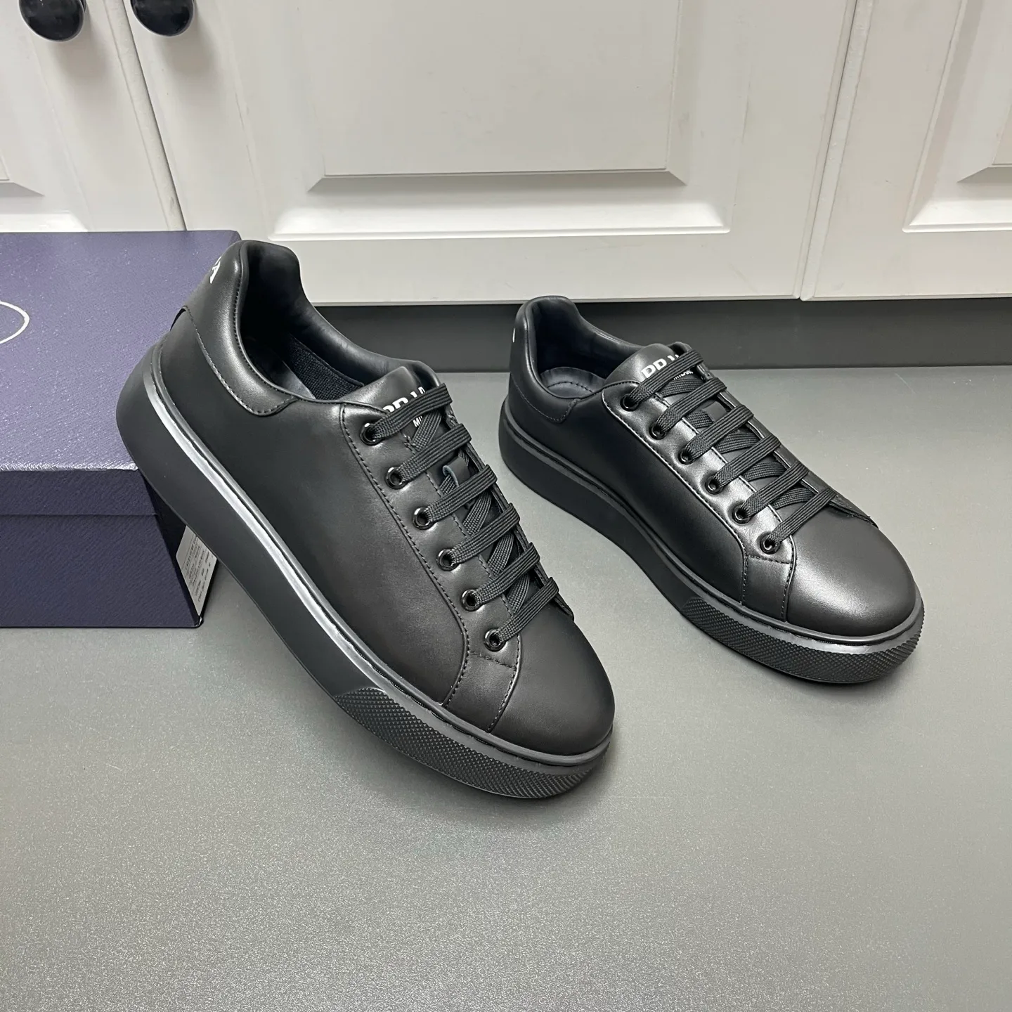 Кроссовки Мужские Prada 17457812