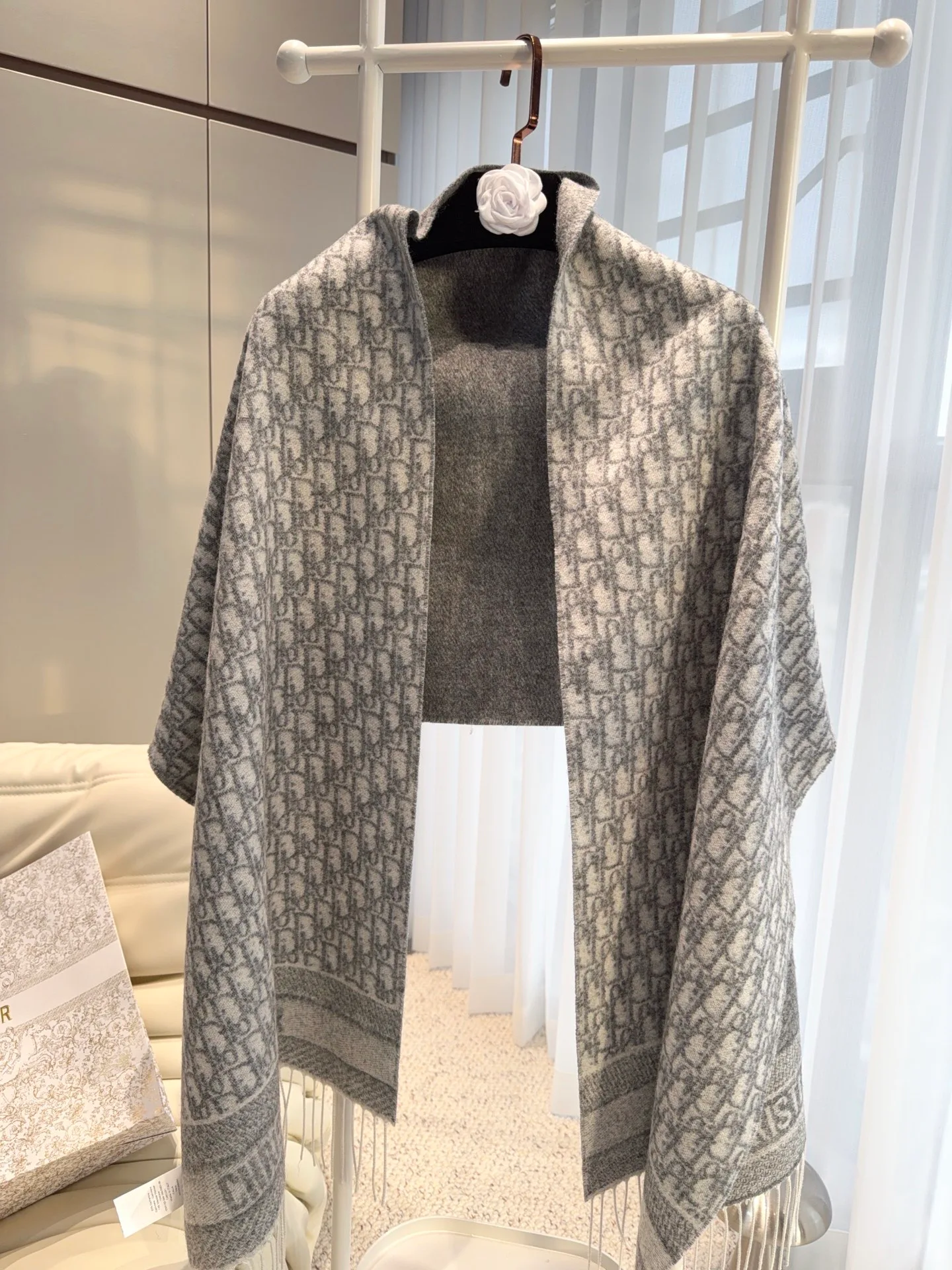 Шарфы Christian Dior 18104956
