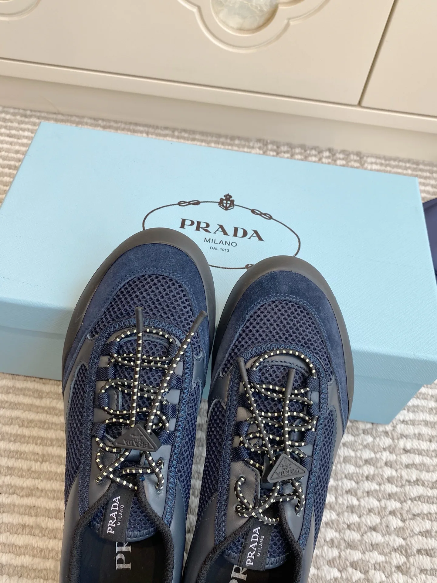 Кроссовки Женские Prada 11870112