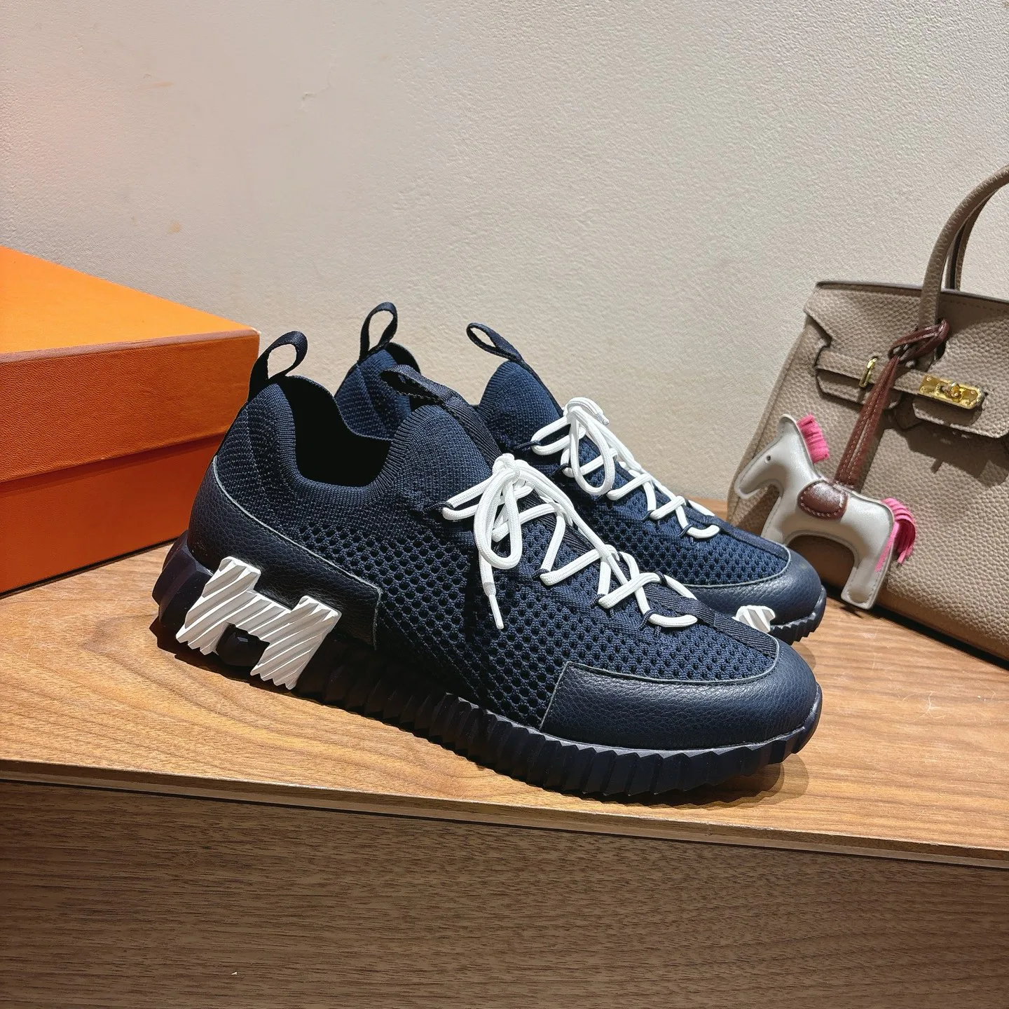Кроссовки Женские Hermes 4852662