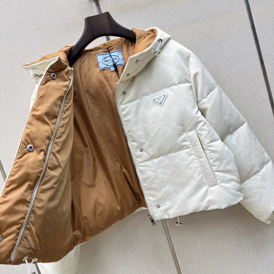 Куртки И Пуховики Женские Prada 18023691